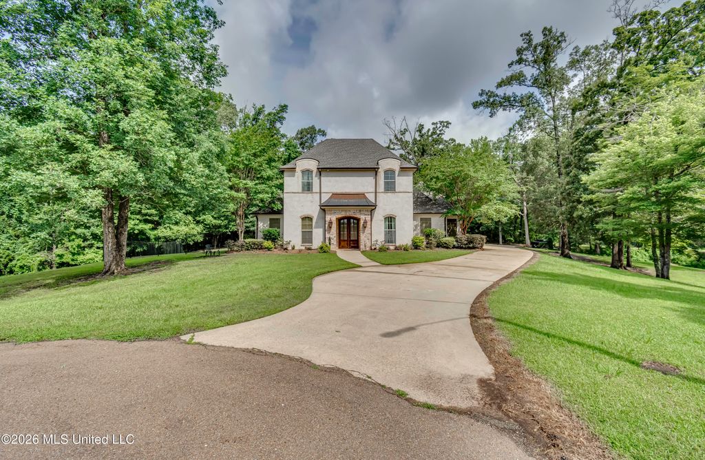 270 Evergreen Drive, Brandon, MS 39042