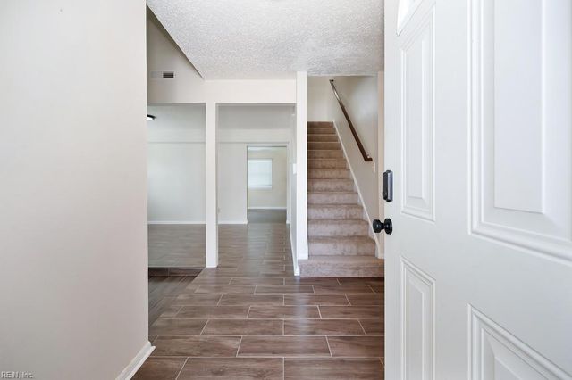 3513 Bancroft Drive DR, Virginia Beach, VA 23452