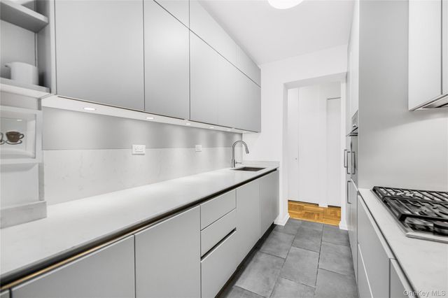 3901 Independence Avenue 2L, Bronx, NY 10463