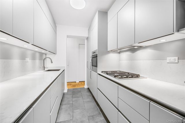 3901 Independence Avenue 2L, Bronx, NY 10463