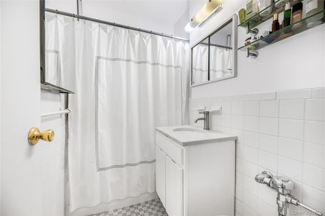 3901 Independence Avenue 2L, Bronx, NY 10463