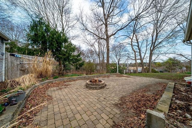 38 Landing Rd, Kingston, MA 02364