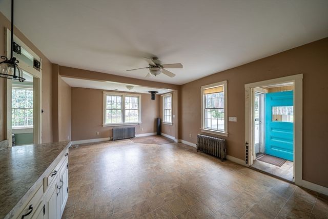 38 Landing Rd, Kingston, MA 02364