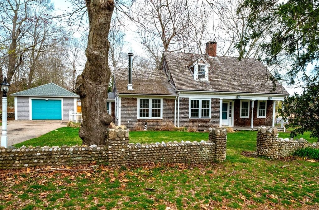 38 Landing Rd, Kingston, MA 02364