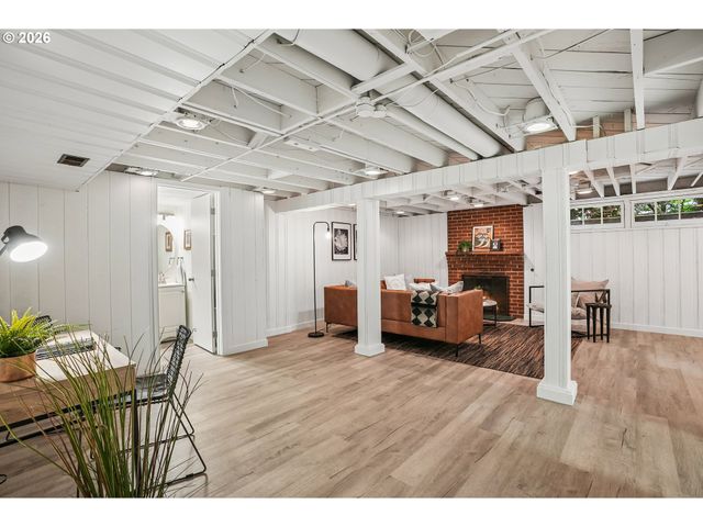 5228 Se 42ND Ave, Portland, OR 97206