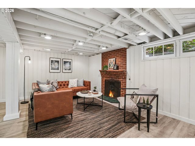 5228 Se 42ND Ave, Portland, OR 97206