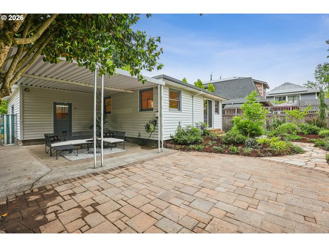 5228 Se 42ND Ave, Portland, OR 97206