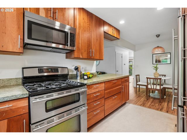 5228 Se 42ND Ave, Portland, OR 97206