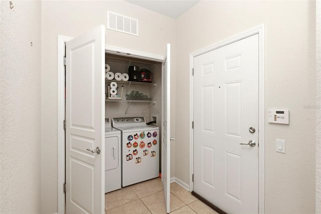 8252 CIVITA DRIVE 202, Davenport, FL 33896