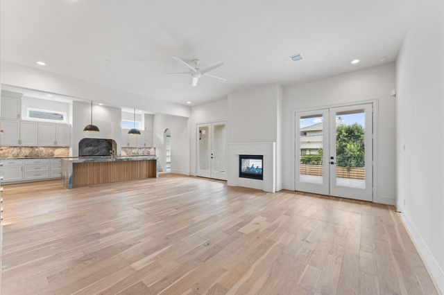 4046 Drummond Street, Houston, TX 77025