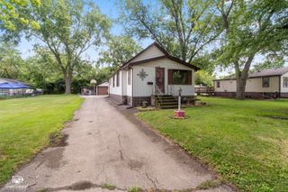 124 SW Circle Drive, Joliet, IL 60433