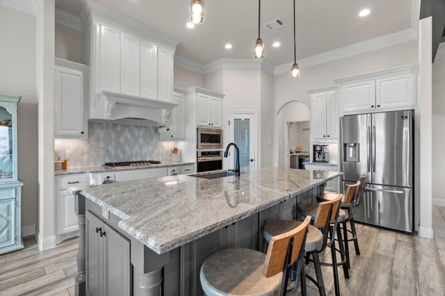 7077 Veal Station Road, Weatherford, TX 76085