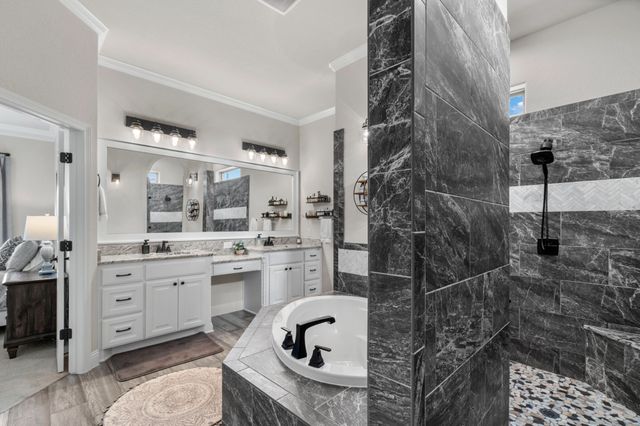 7077 Veal Station Road, Weatherford, TX 76085