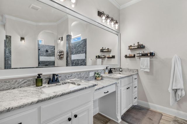 7077 Veal Station Road, Weatherford, TX 76085