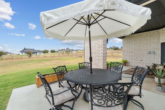 7077 Veal Station Road, Weatherford, TX 76085