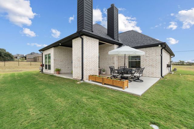 7077 Veal Station Road, Weatherford, TX 76085