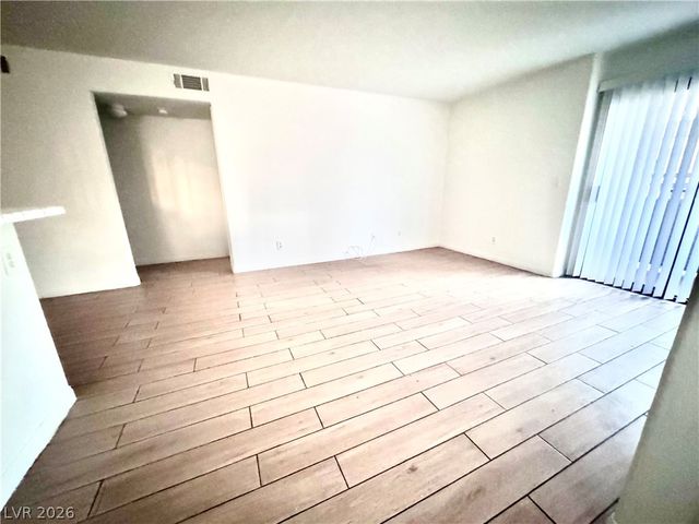 2975 Juniper Hills Boulevard 102, Las Vegas, NV 89142