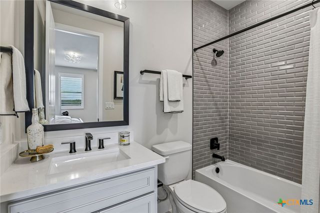325 Ridgeway Drive, Georgetown, TX 78628