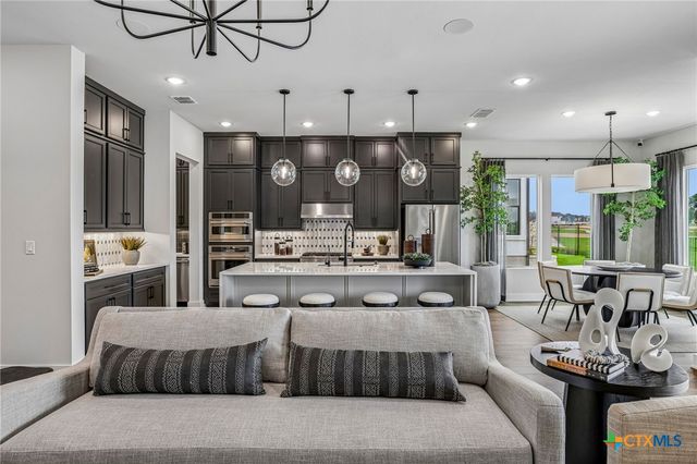 325 Ridgeway Drive, Georgetown, TX 78628