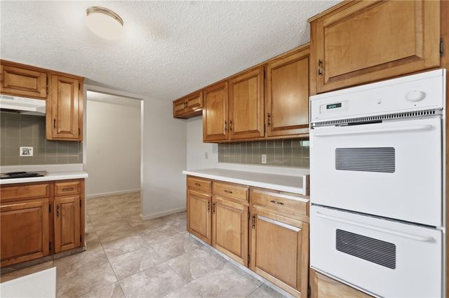 406 Eastgate Street, Springdale, AR 72762