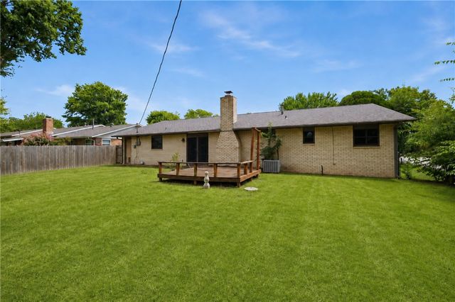 406 Eastgate Street, Springdale, AR 72762