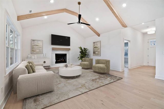 229 Stoneykirk Drive, Bella Vista, AR 72715