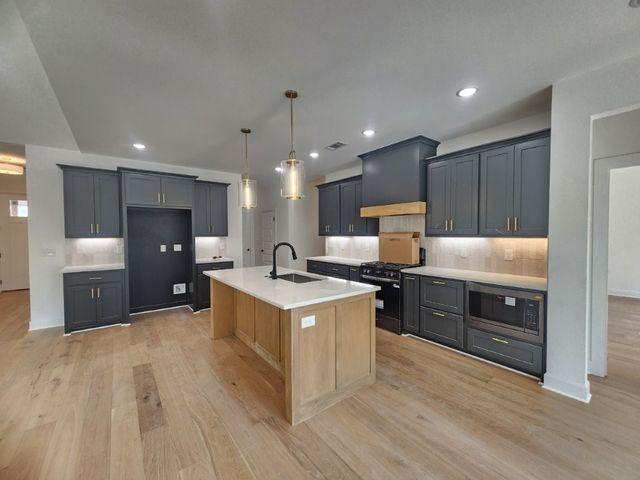 229 Stoneykirk Drive, Bella Vista, AR 72715