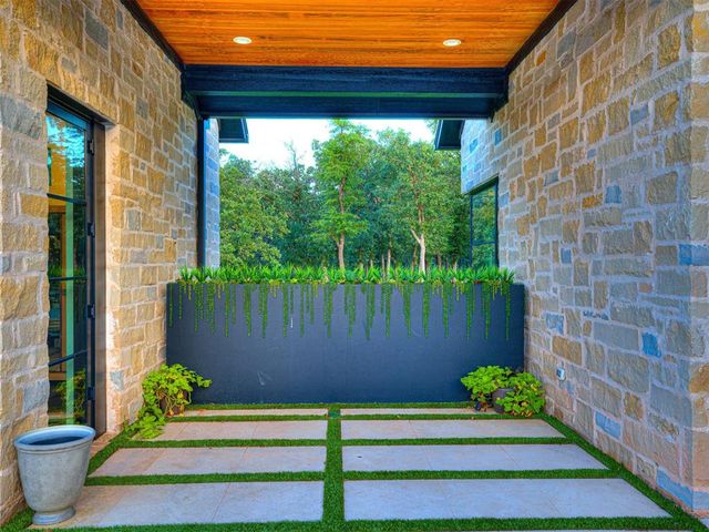 3003 S Country Club Road, Stillwater, OK 74074