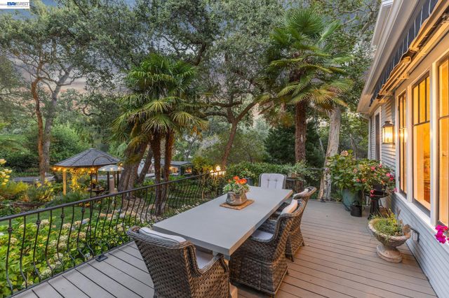 270 Kilkare Rd, Sunol, CA 94586