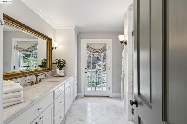 270 Kilkare Rd, Sunol, CA 94586