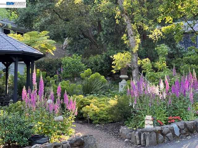 270 Kilkare Rd, Sunol, CA 94586