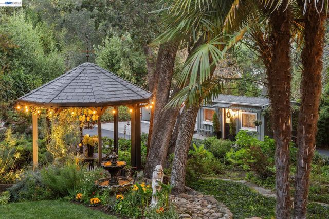 270 Kilkare Rd, Sunol, CA 94586