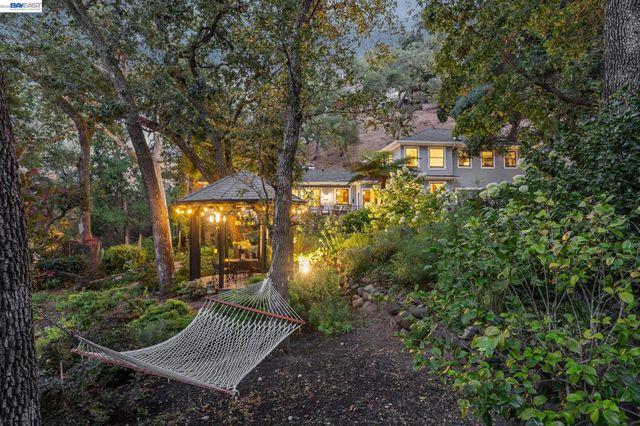 270 Kilkare Rd, Sunol, CA 94586