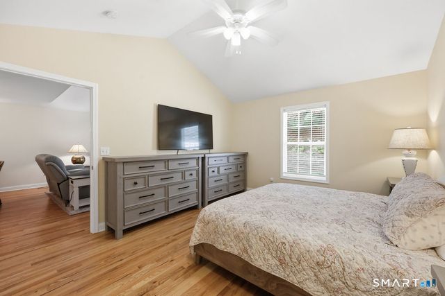 98 Haley Lane 98, Newtown, CT 06482