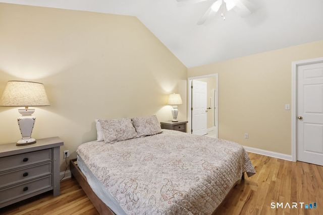 98 Haley Lane 98, Newtown, CT 06482