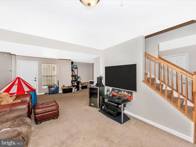 8403 BLACK WILLOW CT, Clinton, MD 20735