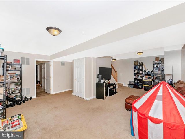 8403 BLACK WILLOW CT, Clinton, MD 20735