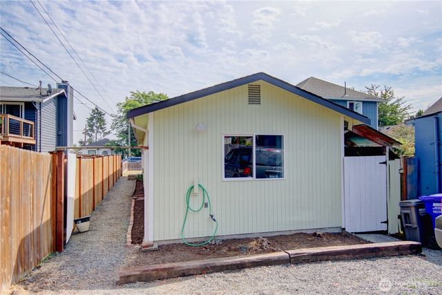 2524 Walnut Street, Everett, WA 98201