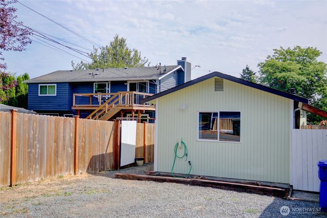 2524 Walnut Street, Everett, WA 98201