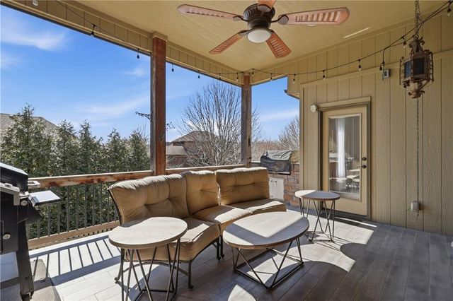 25007 W 77th Street, Shawnee, KS 66227