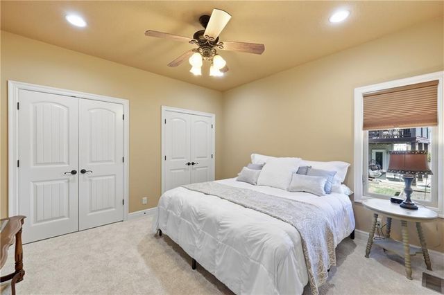 25007 W 77th Street, Shawnee, KS 66227