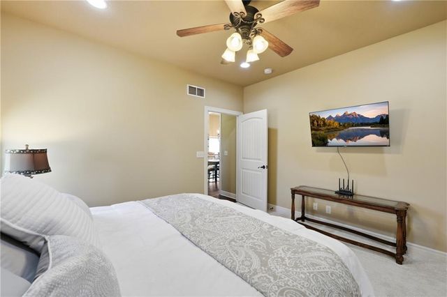 25007 W 77th Street, Shawnee, KS 66227