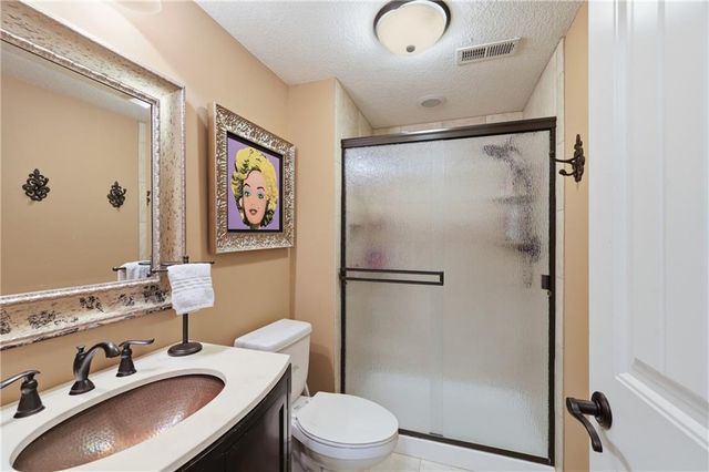 25007 W 77th Street, Shawnee, KS 66227