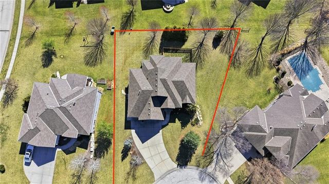 25007 W 77th Street, Shawnee, KS 66227