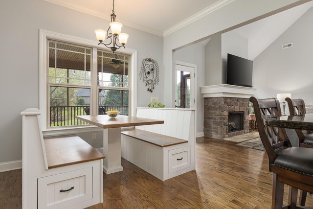 1040 Lynnstone Drive, Chattanooga, TN 37405