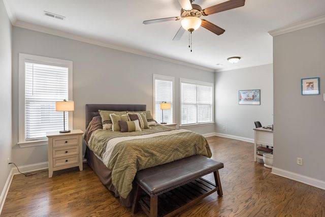 1040 Lynnstone Drive, Chattanooga, TN 37405