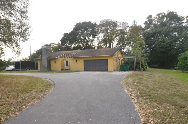 1881 SW 112th Avenue, Davie, FL 33324