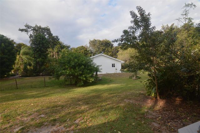 1881 SW 112th Avenue, Davie, FL 33324