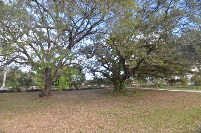 1881 SW 112th Avenue, Davie, FL 33324