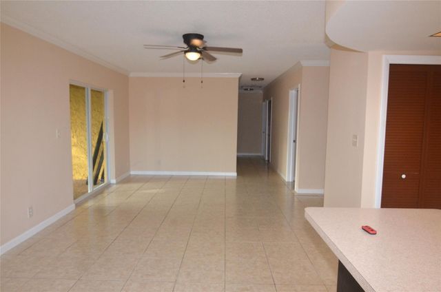 1881 SW 112th Avenue, Davie, FL 33324